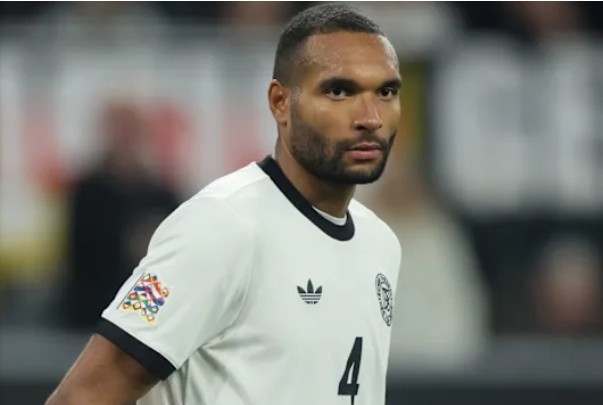 Manchester United betreedt de race voor Leverkusen verdediger.